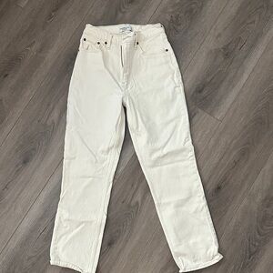 Abercrombie & Fitch- The 90s straight ultra high rise, curve love